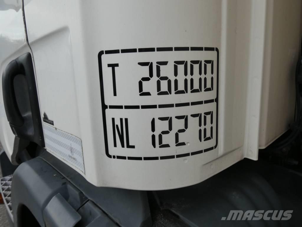 Scania P 320 冷藏车