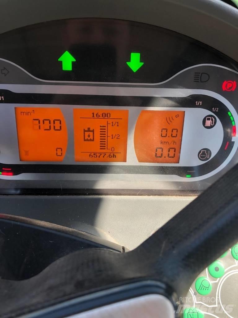 Fendt 724 Vario S4 拖拉机/农用车
