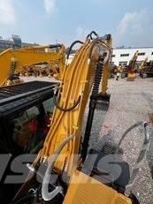 CAT 320 D 履带挖掘机
