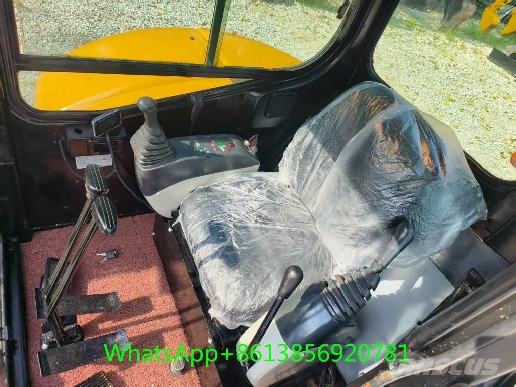 CAT 305 CR 小型挖掘机