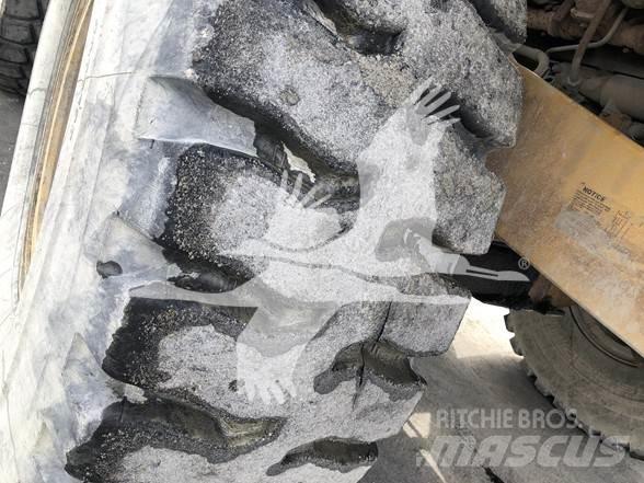 CAT 773D 铰接式自卸车
