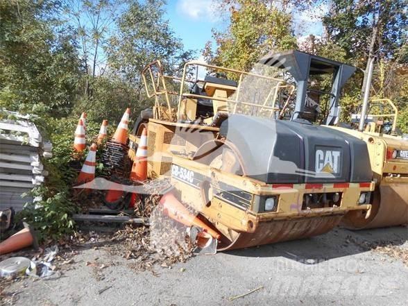 CAT CB-534C 单轮压路机