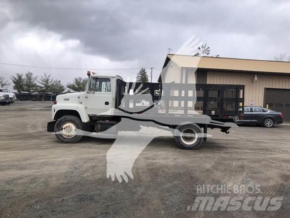 Ford L8000 建筑机械-其他