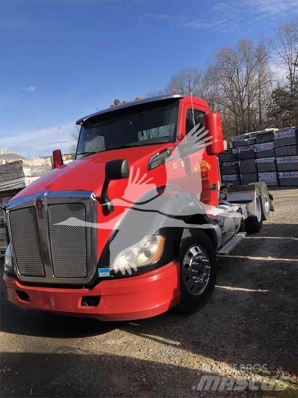 Kenworth T680 牵引车