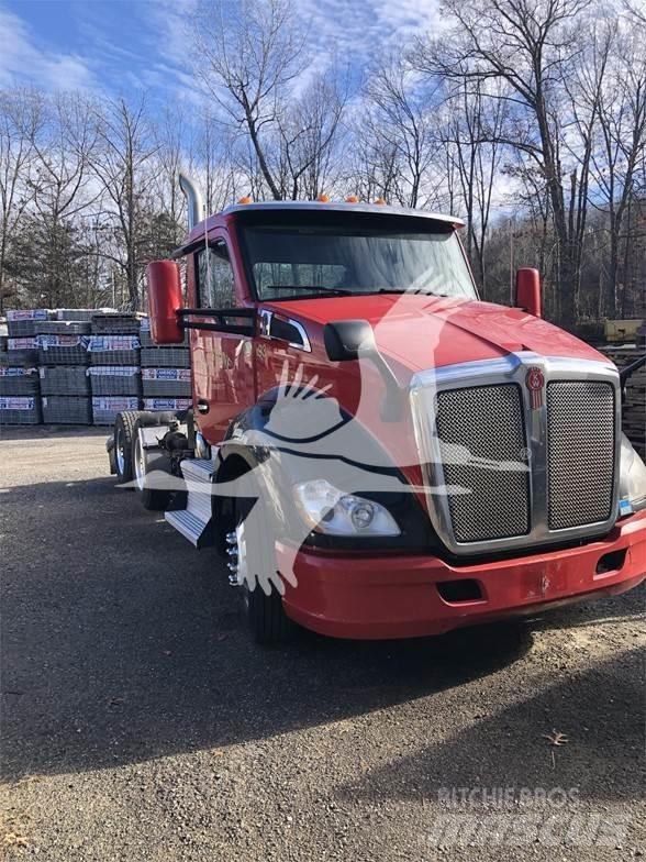 Kenworth T680 牵引车