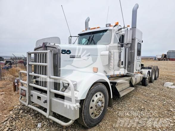 Kenworth W900 牵引车