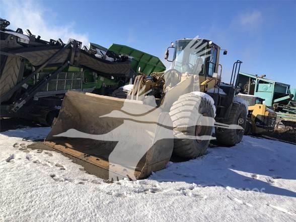 Komatsu WA420 轮式装载机