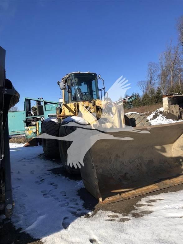 Komatsu WA420 轮式装载机