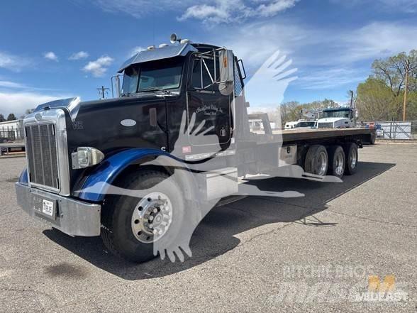 Peterbilt 357 平板栏板货车