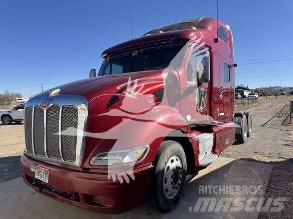 Peterbilt 367 牵引车