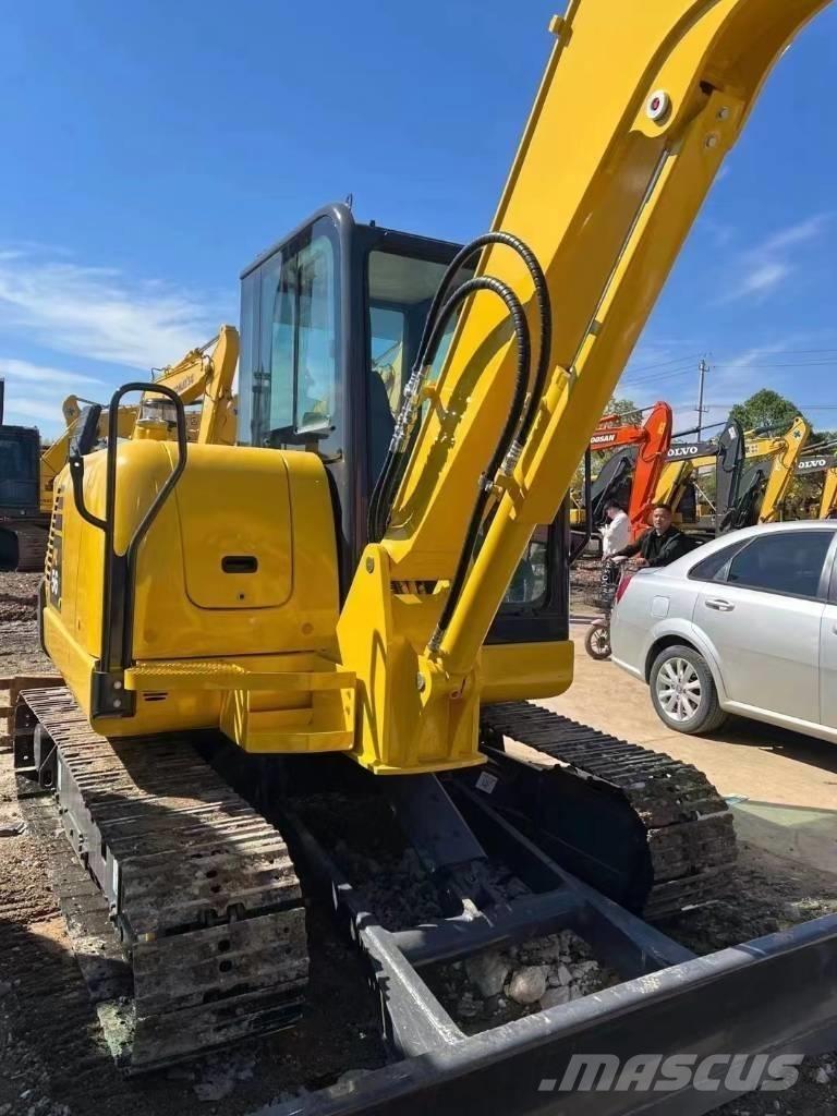 Komatsu PC 56 小型挖掘机