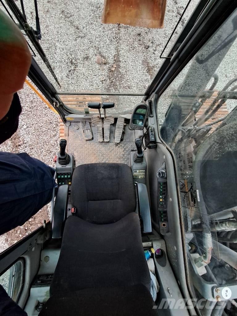 Volvo EC 210 B LC 履带挖掘机