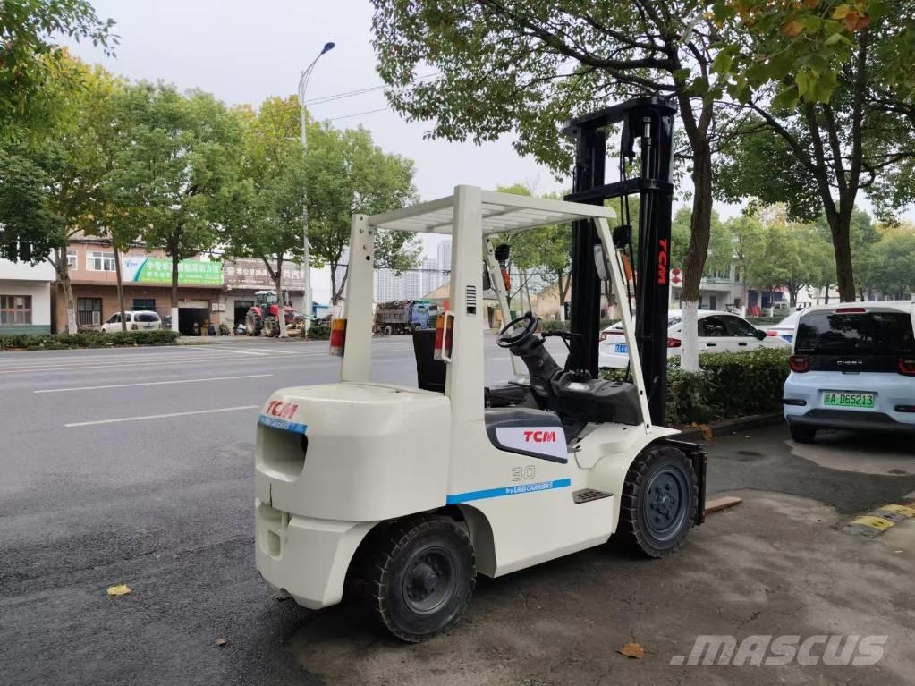 TCM 3t 柴油叉车