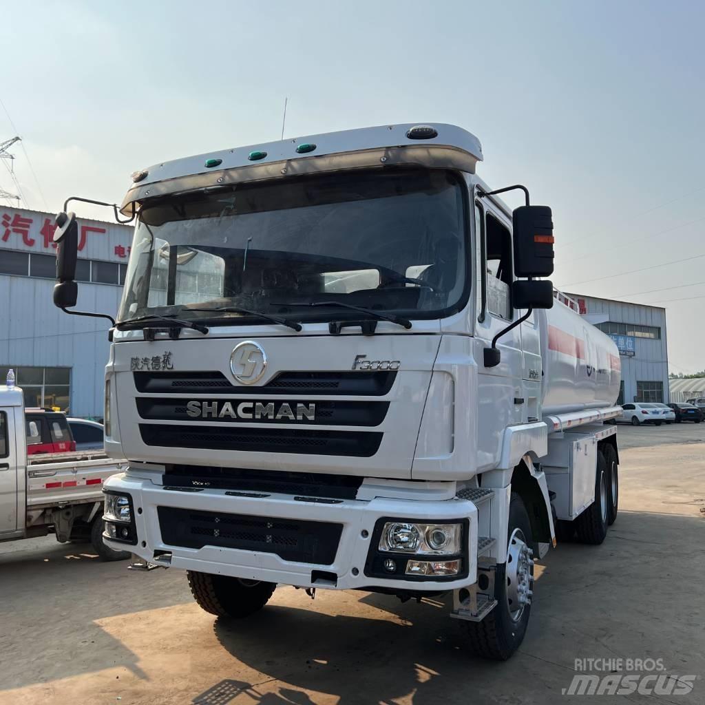Shacman F3000 6X4 水罐车
