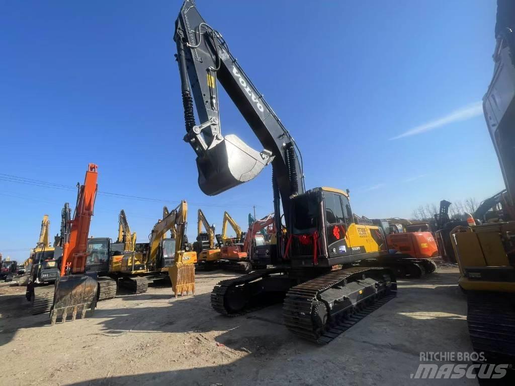 Volvo EC 300 履带挖掘机
