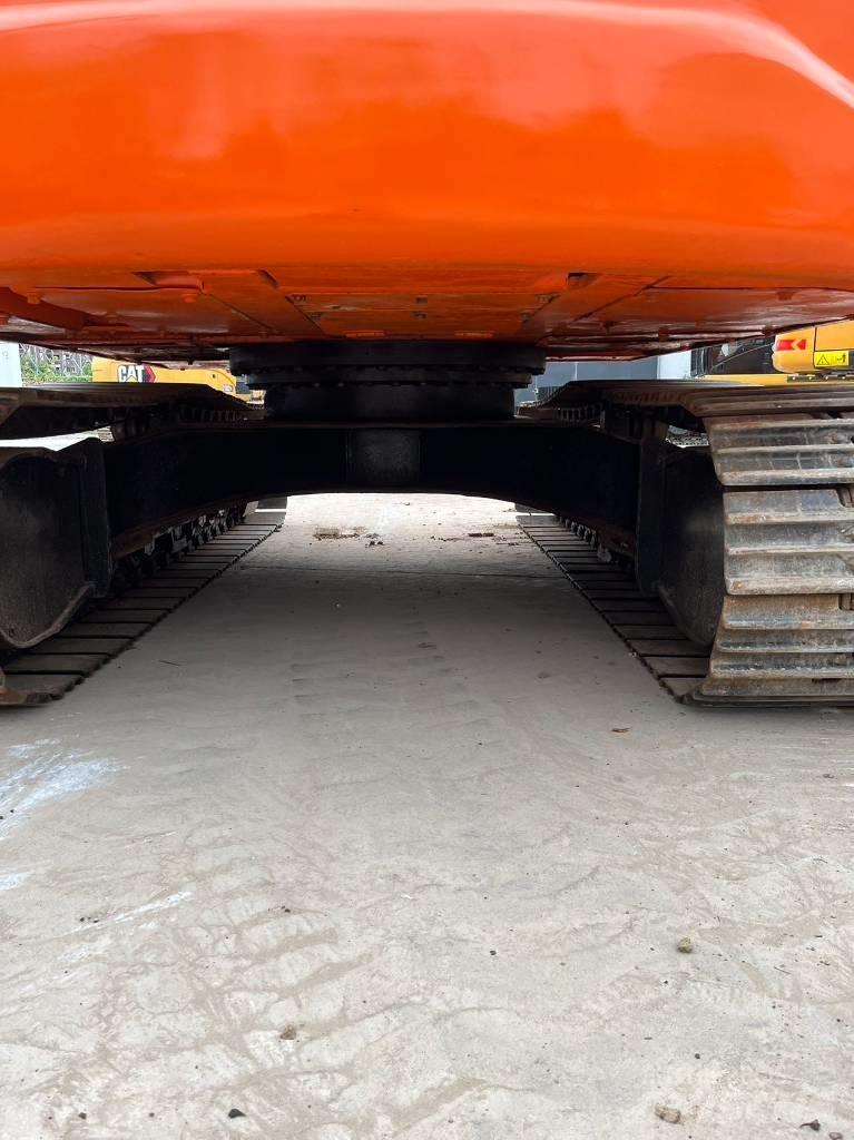 Doosan DX 140 LC 履带挖掘机