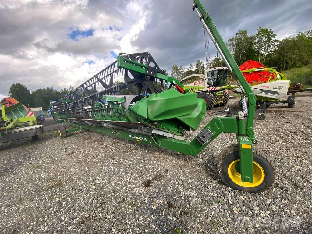John Deere S790i 联合收割机