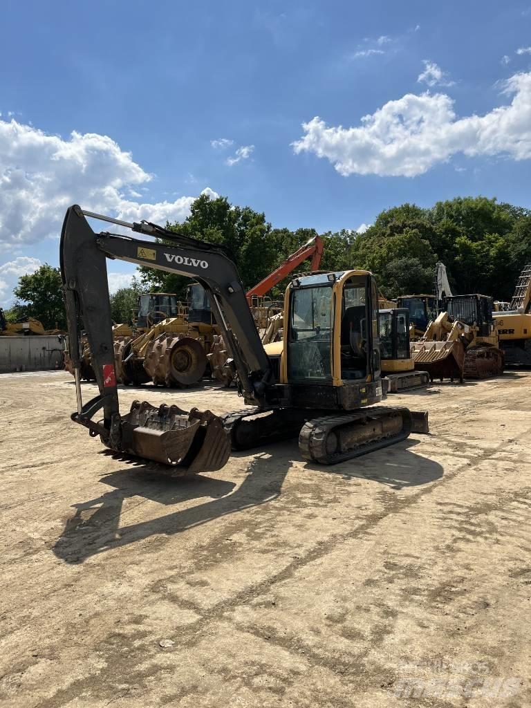 Volvo ECR 58 PLUS 中型挖掘机
