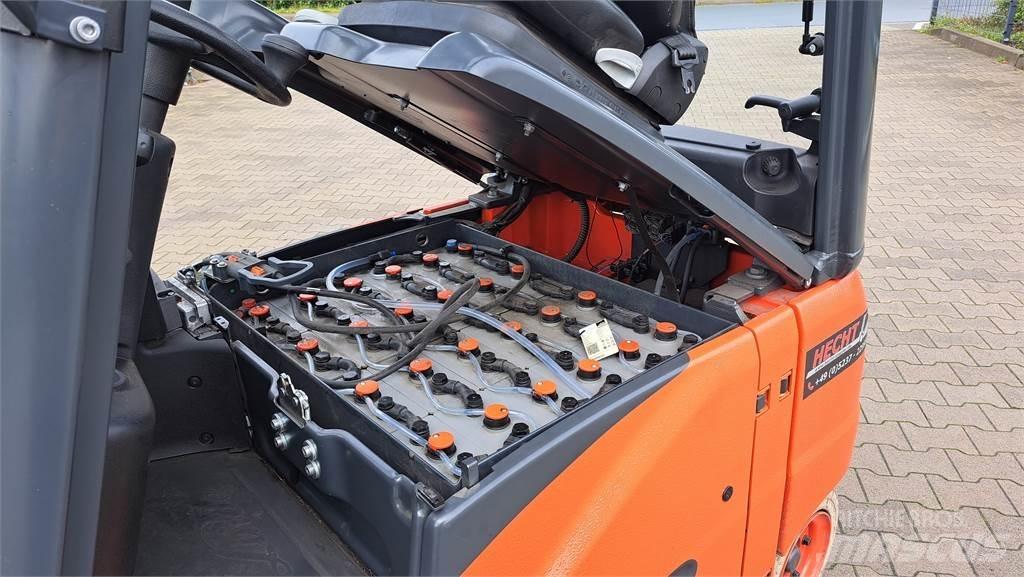 Linde E20PH-02 电动叉车