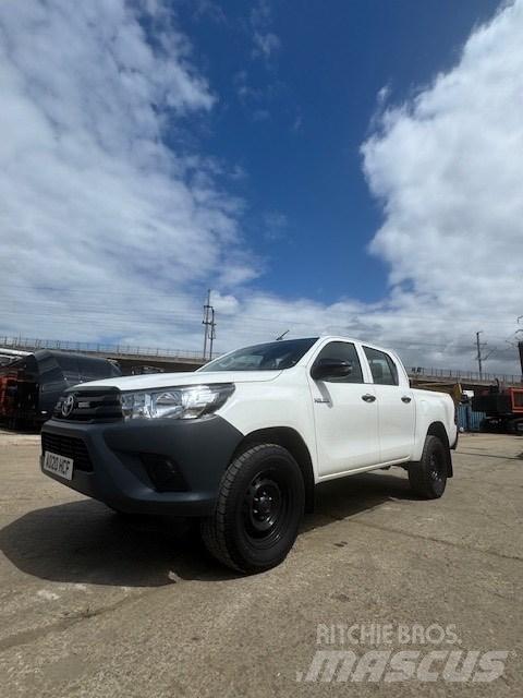 Toyota Hilux 皮卡车