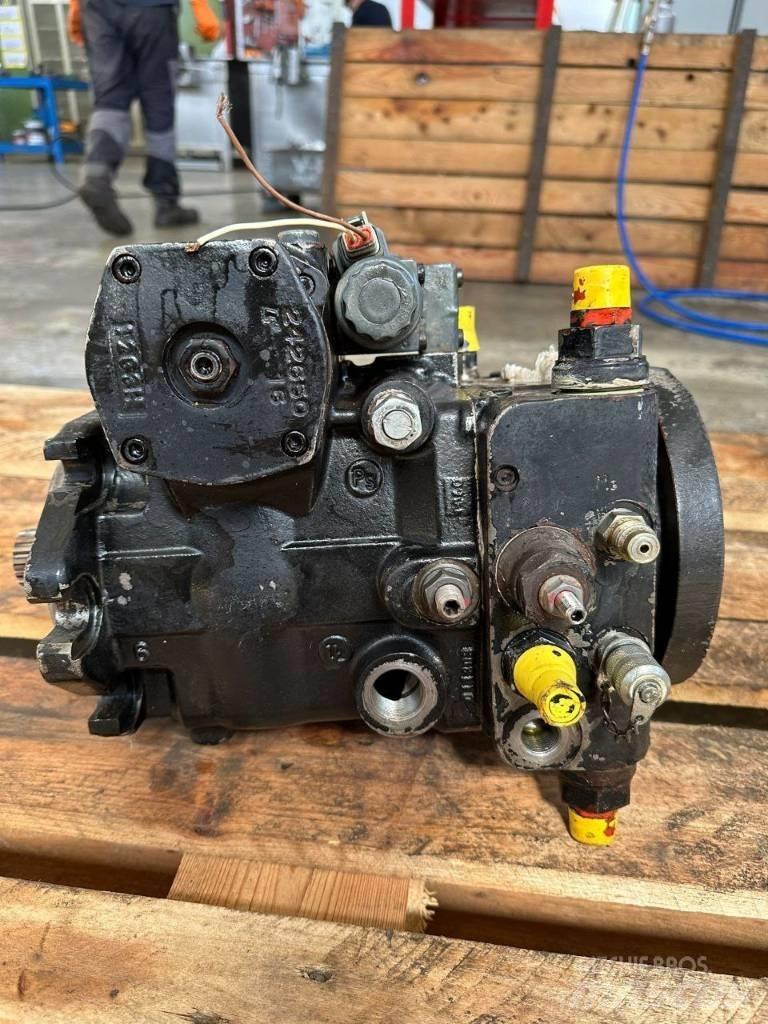 CAT 320 D 液压