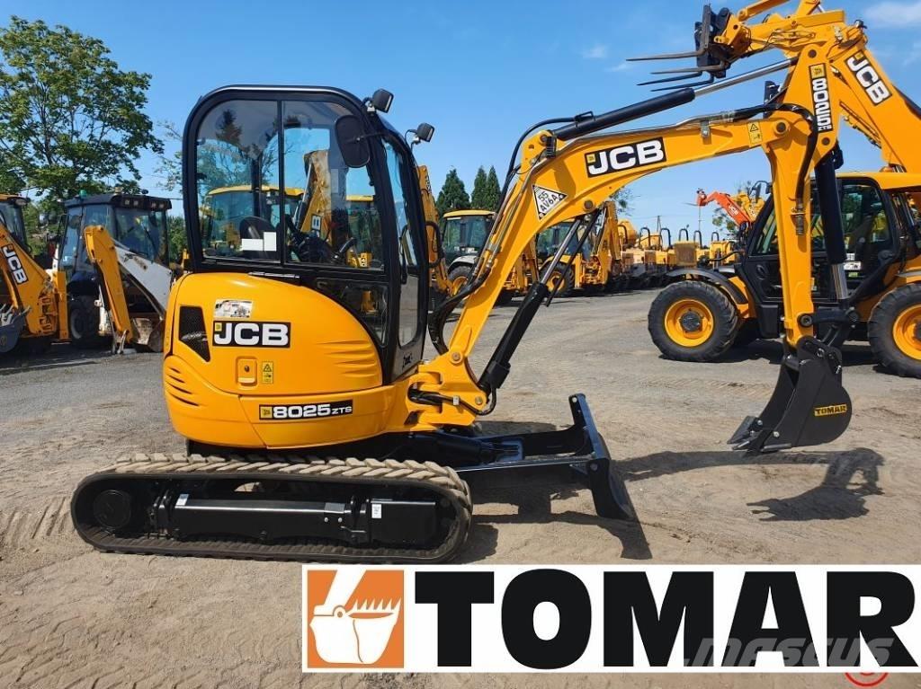 JCB 8025 ZTS 小型挖掘机