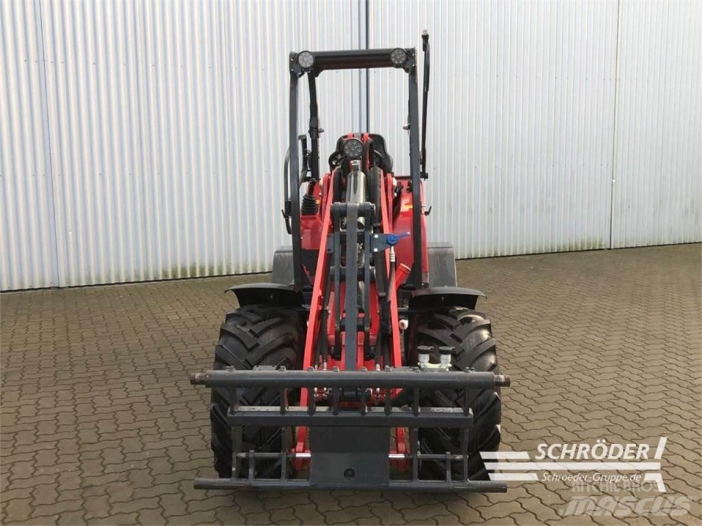 Schäffer 3650 小型装载机