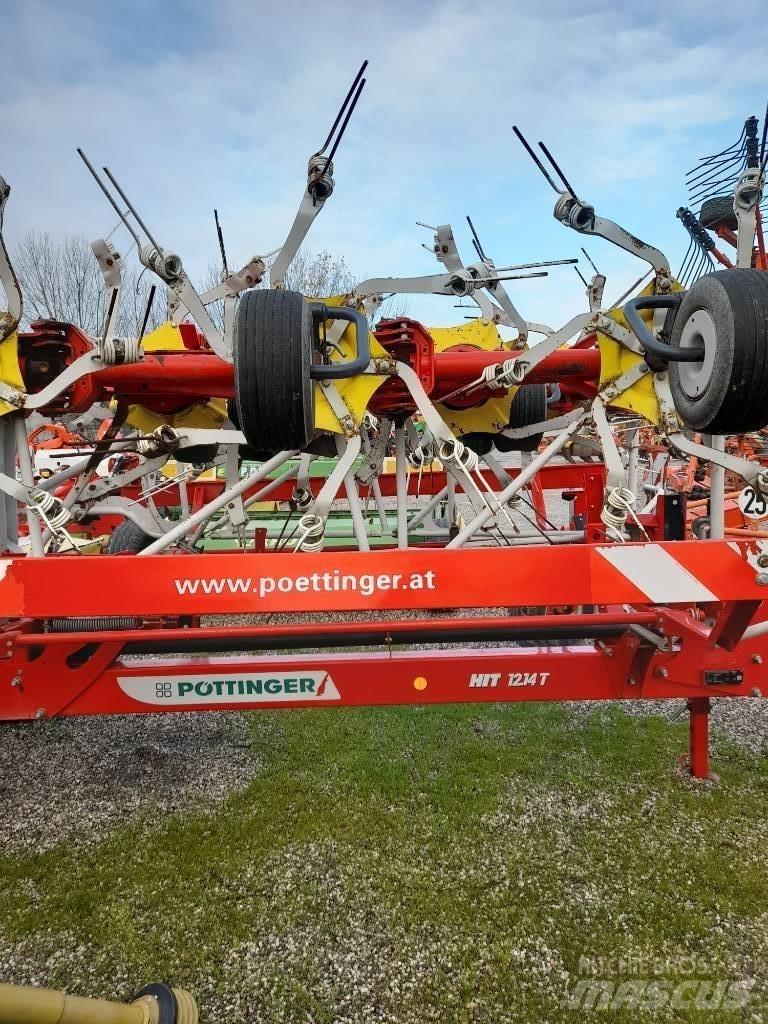 Pöttinger hit 12.14t 犁耙和摊草机