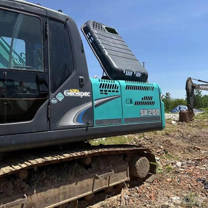 Kobelco SK 200 履带挖掘机