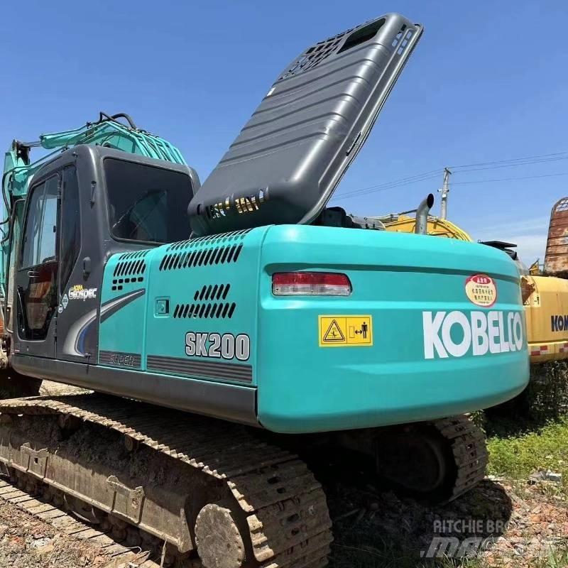 Kobelco SK 200 履带挖掘机