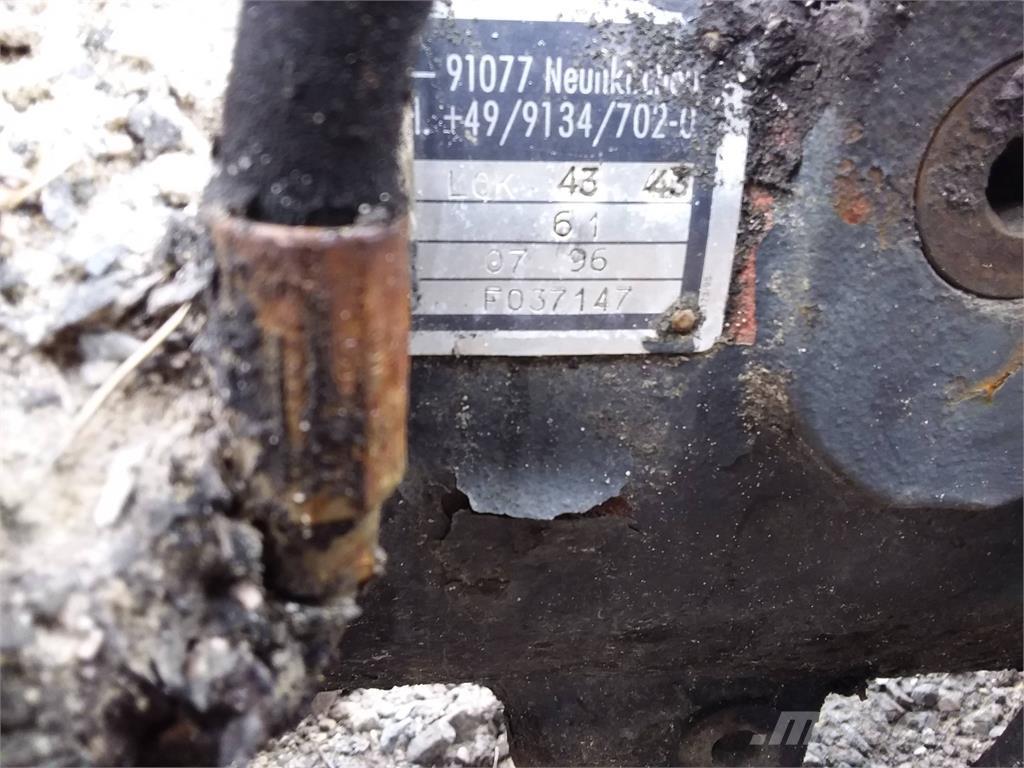 Timberjack 1110 传动装置