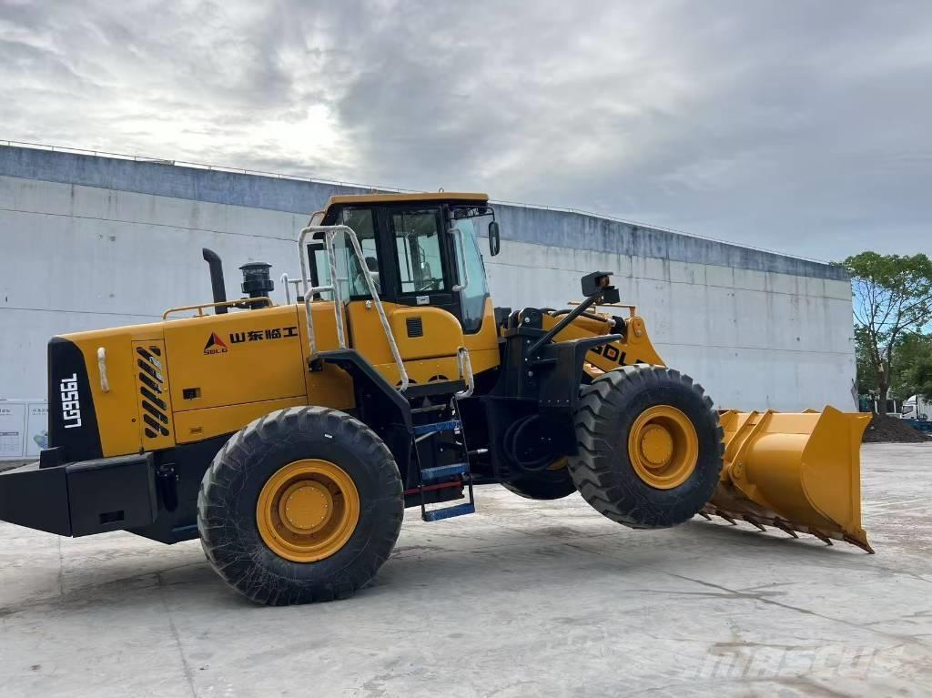 SDLG LG 956 L 轮式装载机