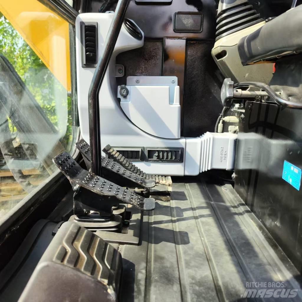CAT 306 履带挖掘机