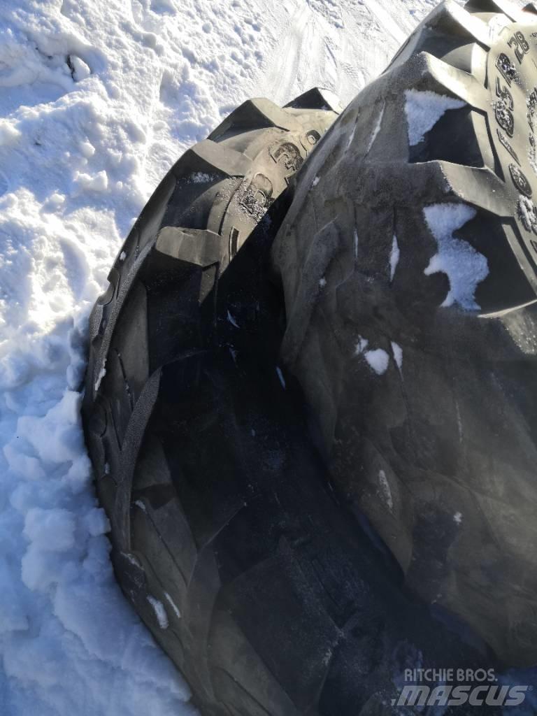 Pirelli 420/85R28 轮胎、车轮、轮圈