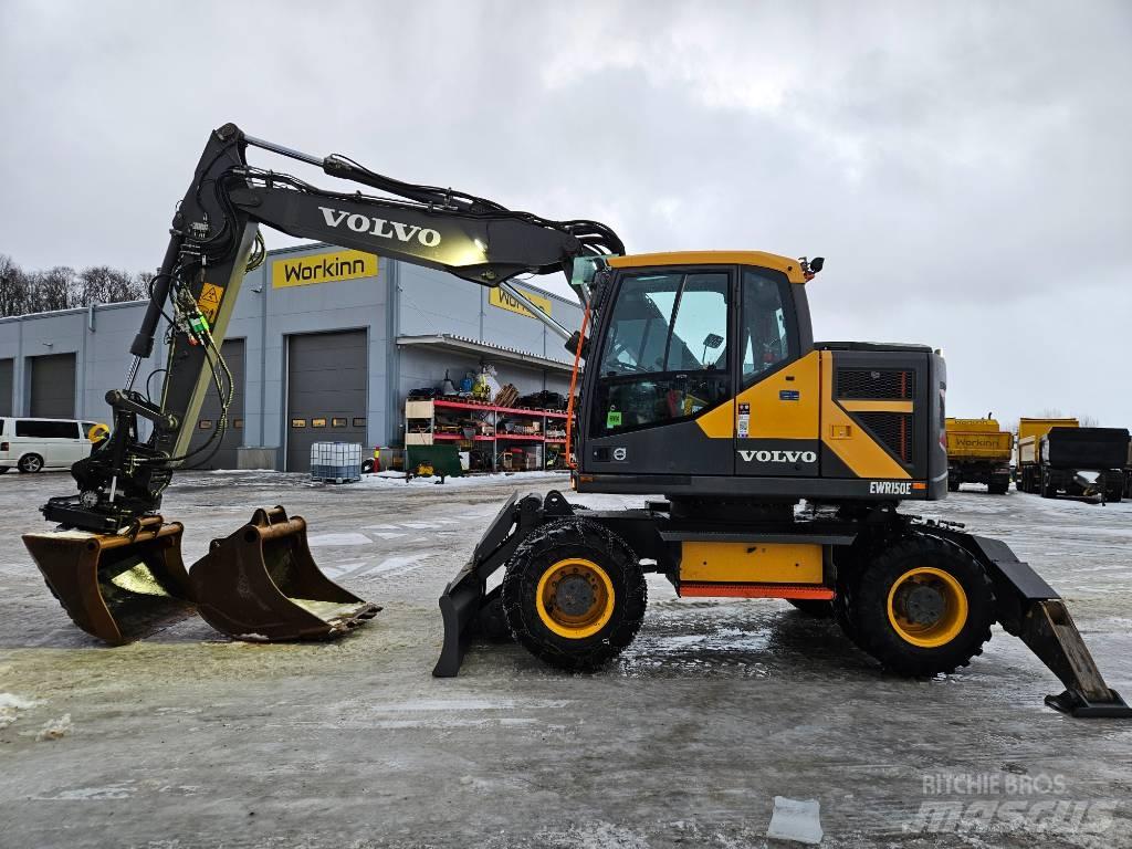 Volvo EWR 150 轮式挖掘机