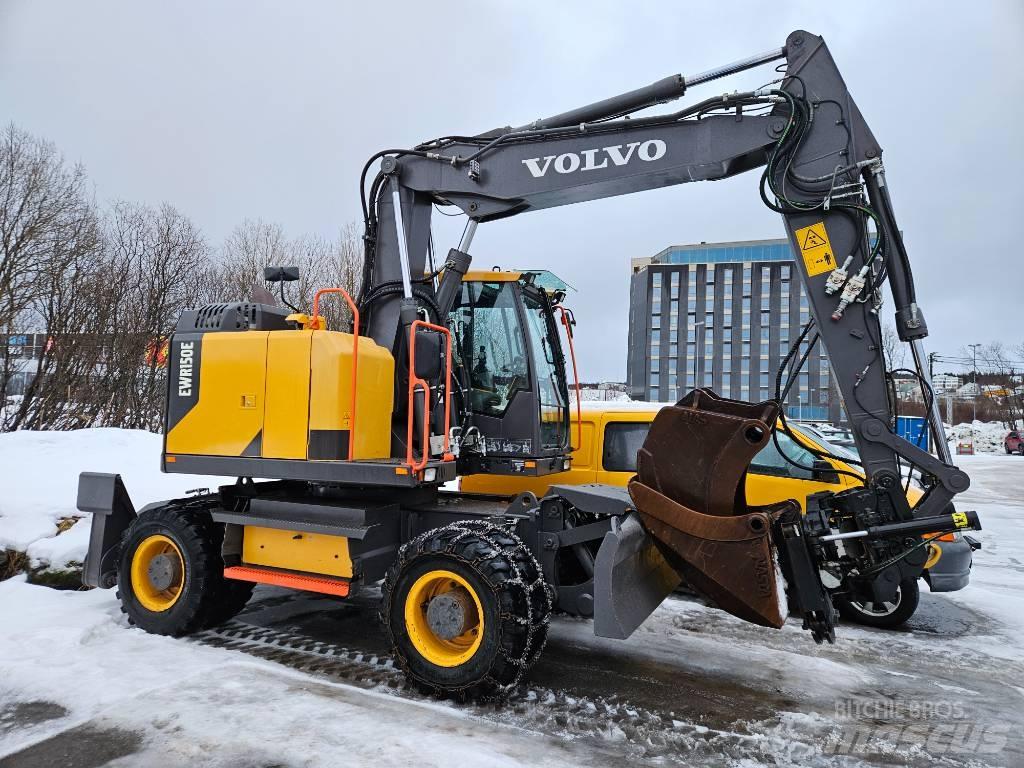Volvo EWR 150 轮式挖掘机