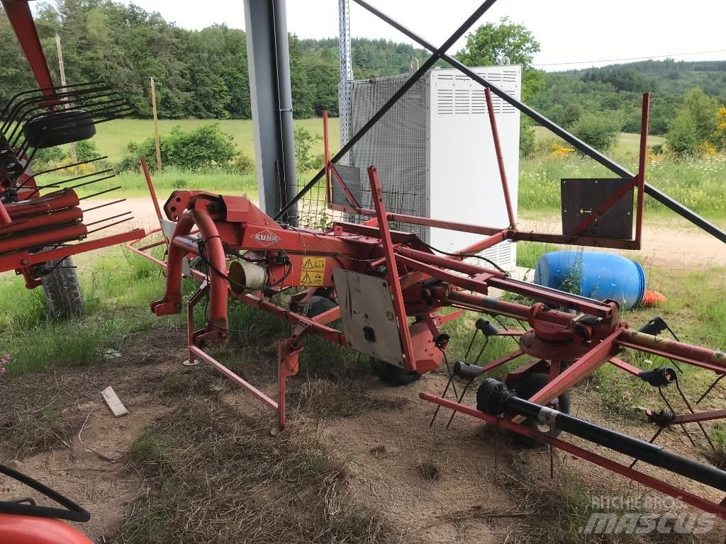 Kuhn GF 6401 MH 犁耙和摊草机