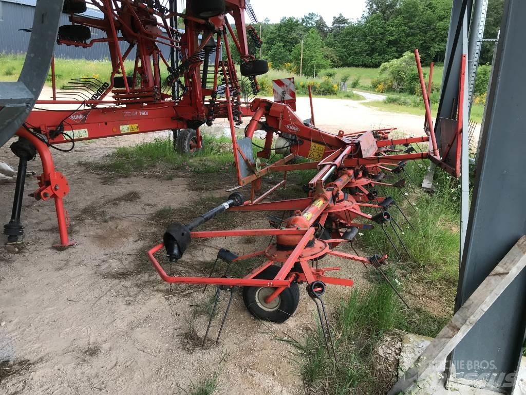 Kuhn GF 6401 MH 犁耙和摊草机