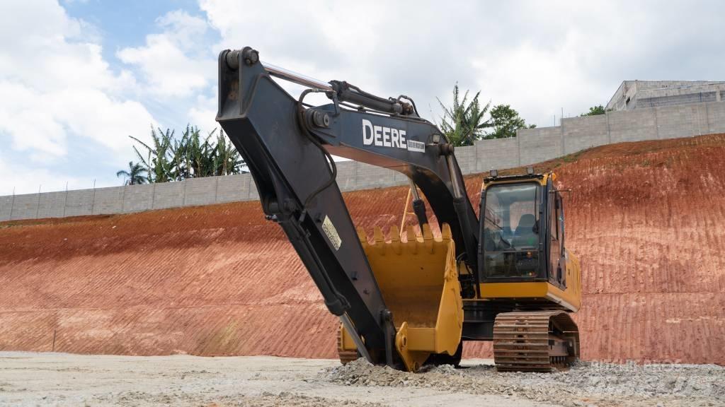 John Deere 210 G 履带挖掘机
