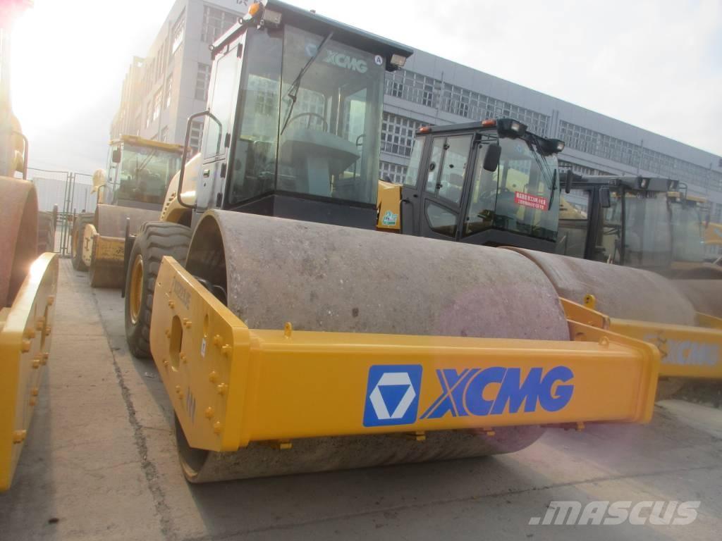 XCMG XS 223 J 单轮压路机