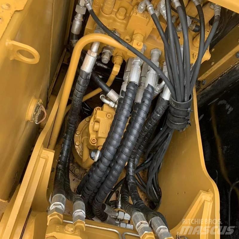 CAT 312 D 履带挖掘机