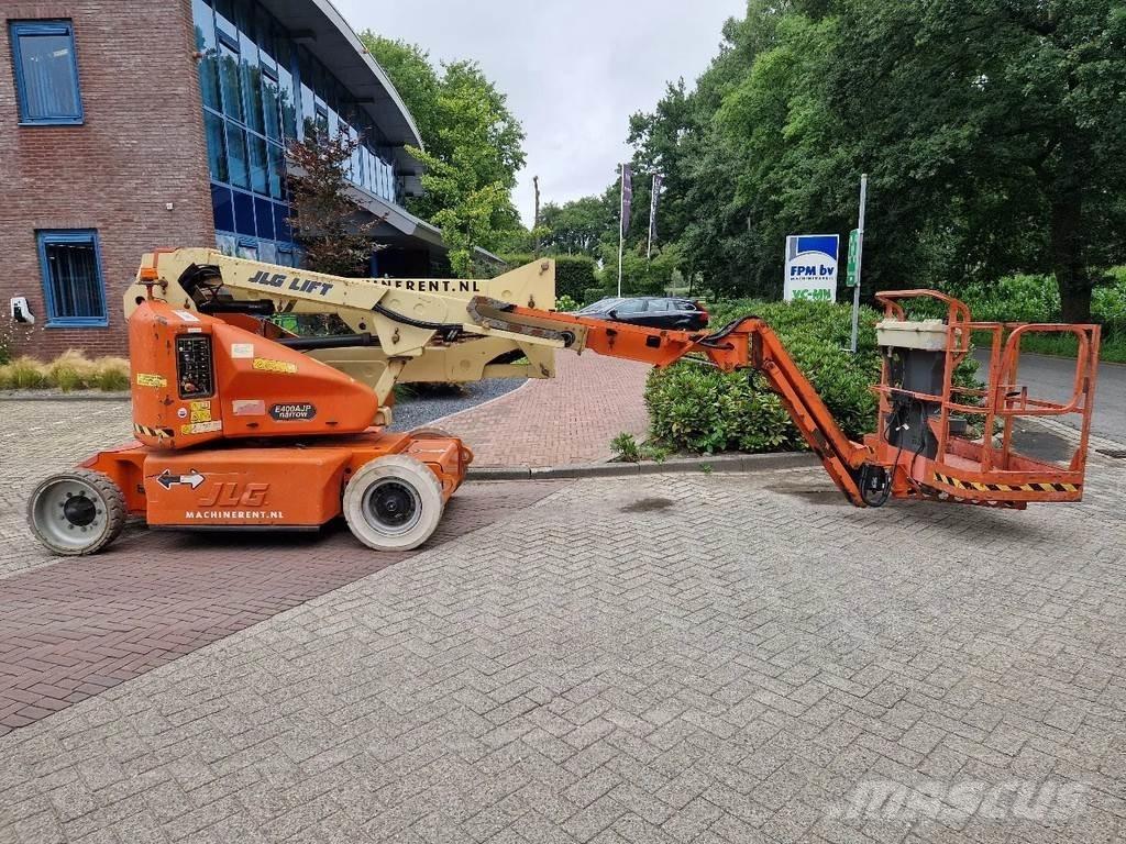 JLG E400AJPN 曲臂高空工作平台