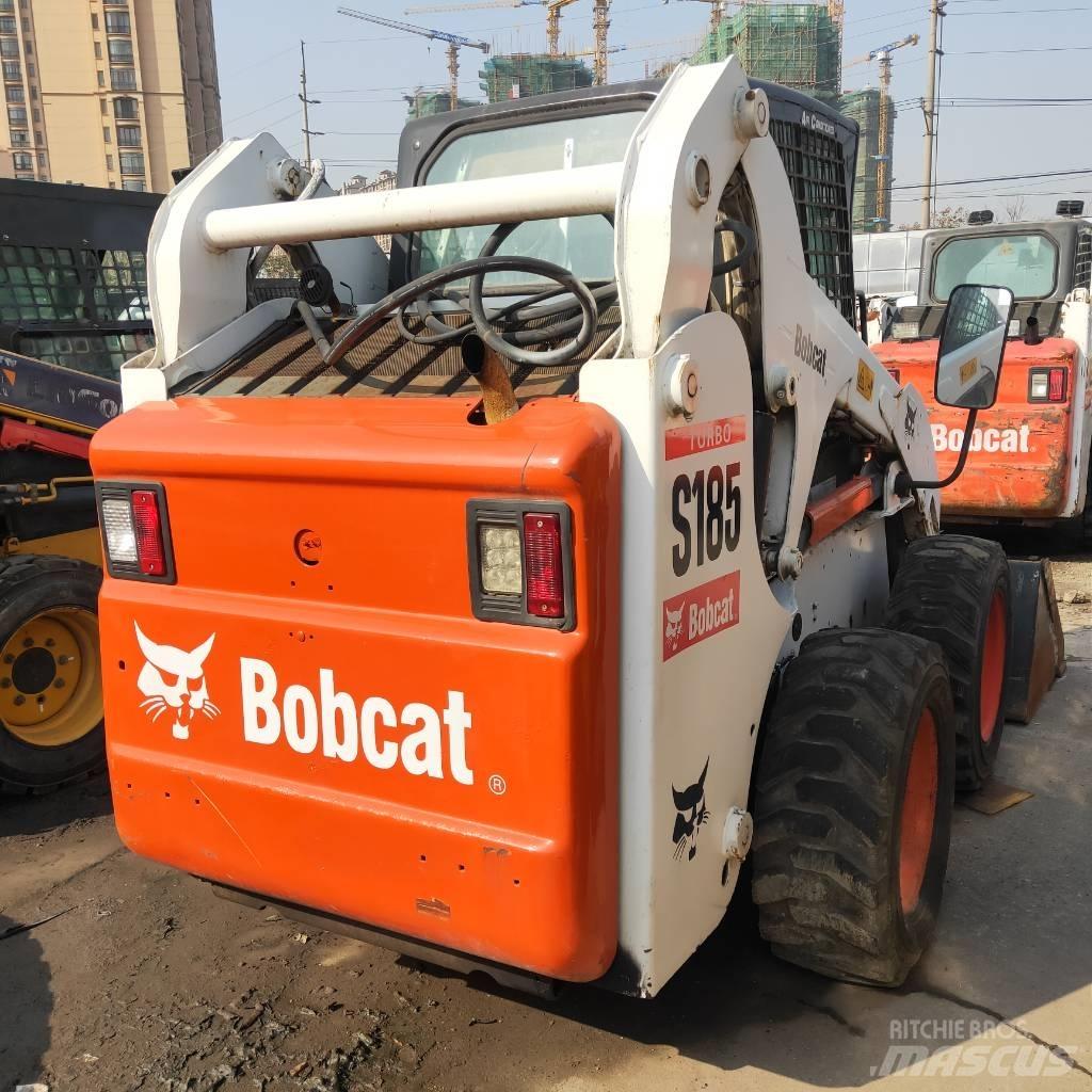 Bobcat S185 滑移装载机