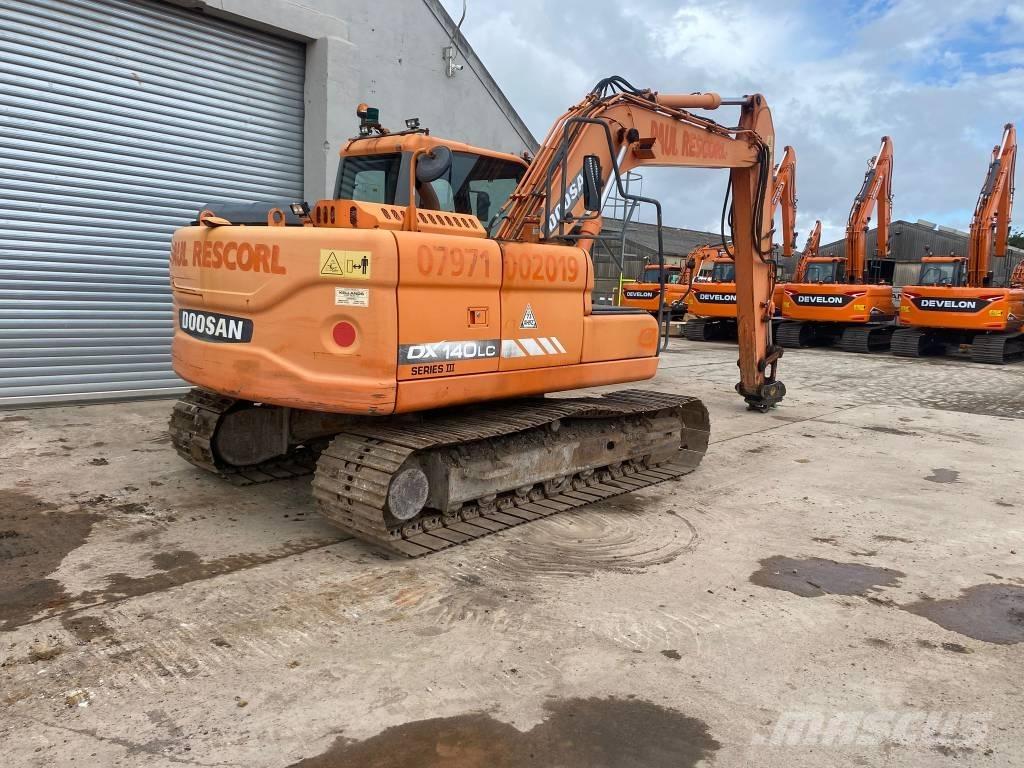 Doosan DX 140 LC-3 履带挖掘机