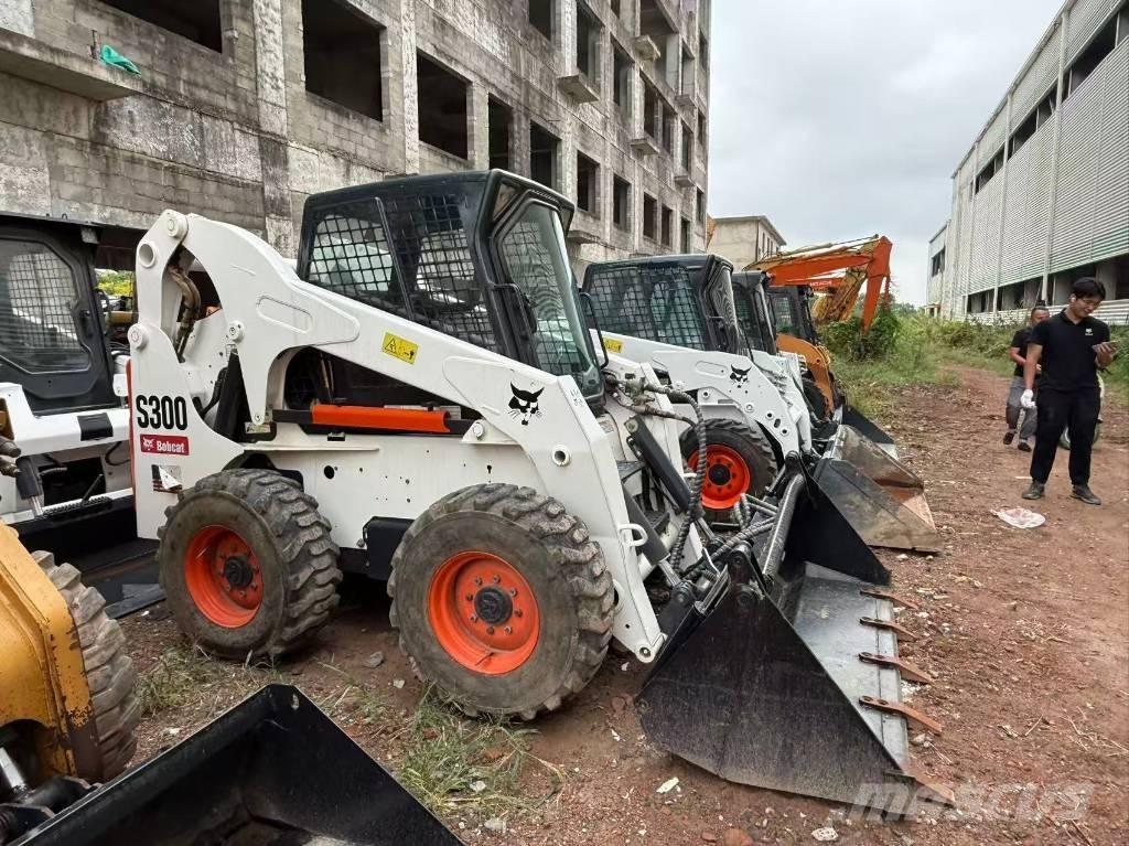Bobcat S 300 滑移装载机
