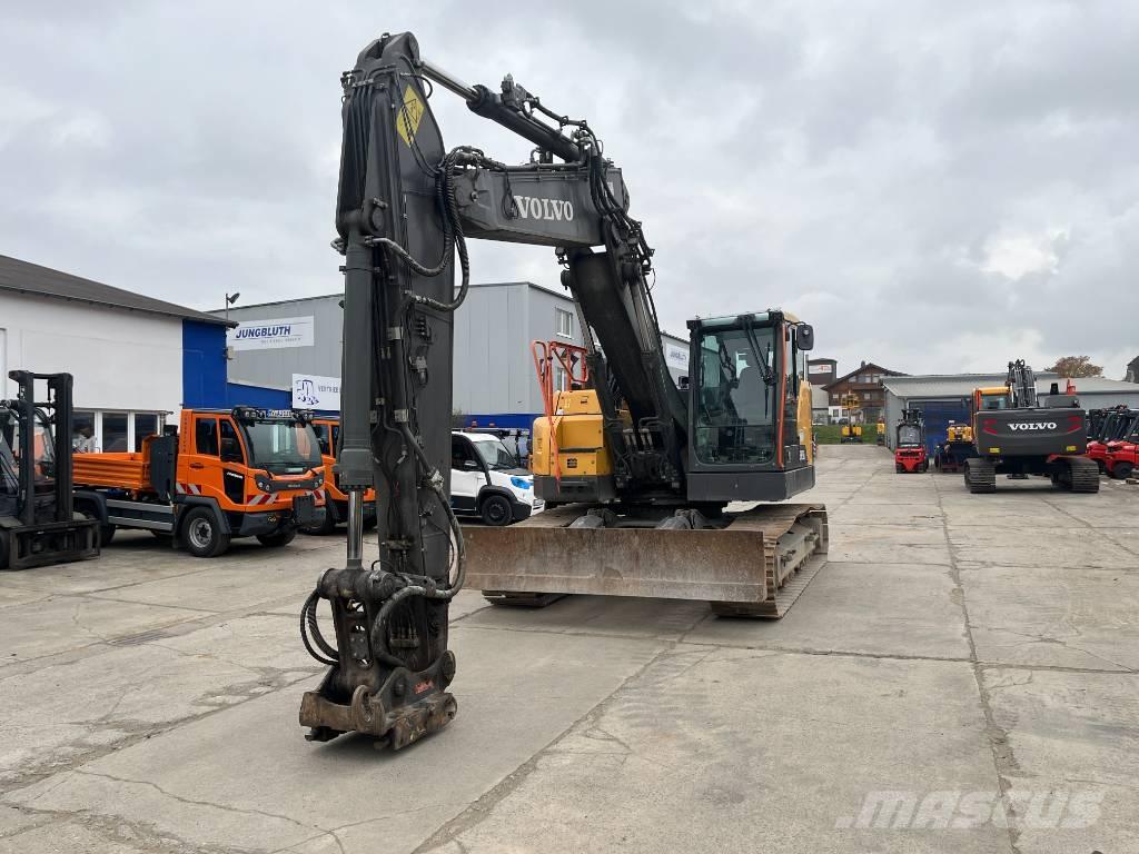 Volvo ECR235EL 履带挖掘机