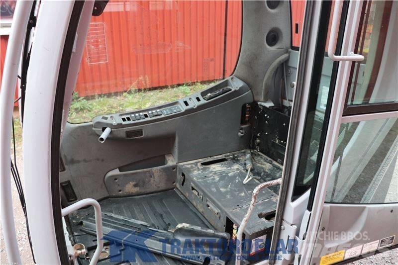 New Holland WE150C 驾驶室与内部