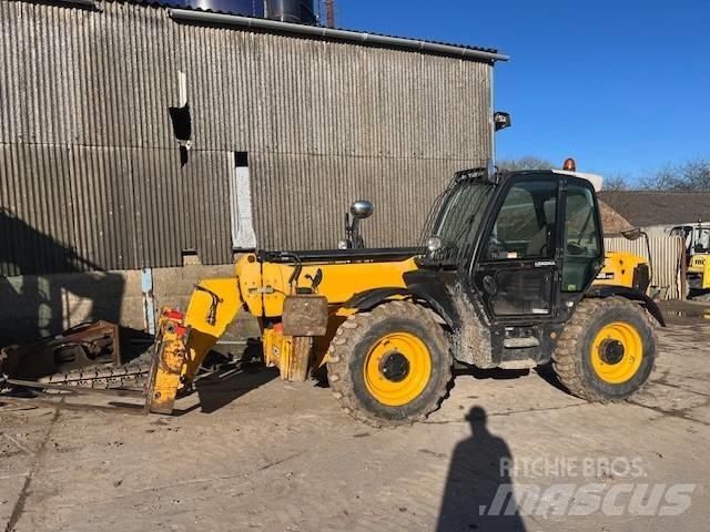 JCB 535-140 伸缩臂叉装车|叉装车