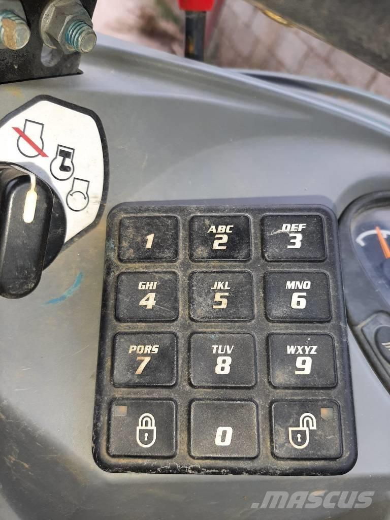 Bobcat E 19 小型挖掘机