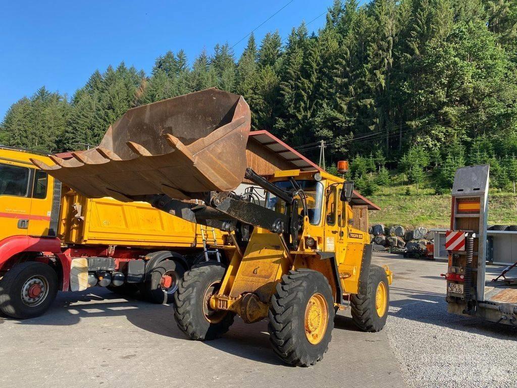 Volvo BM L 70 轮式装载机